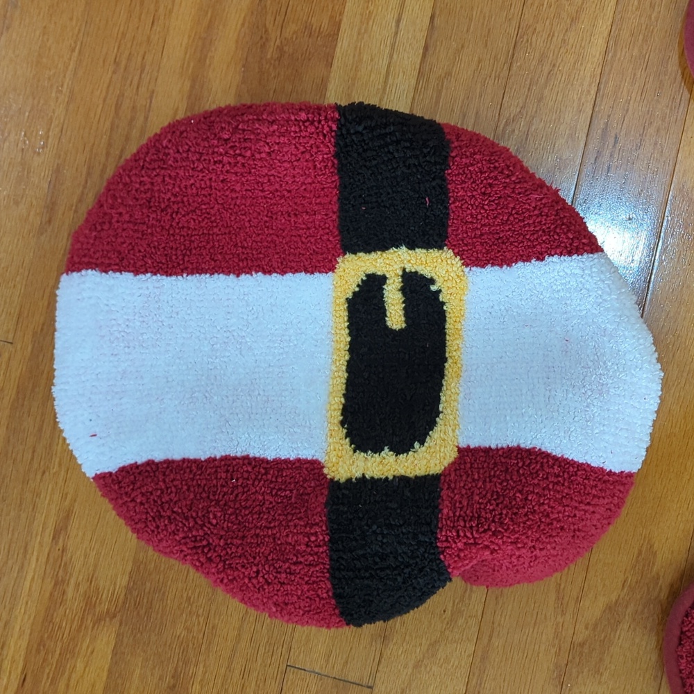 Santa Claus Bathroom Rug Set - Picture 3 of 6
